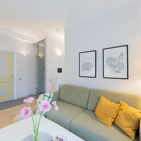 Modern In Old Town Apartment Parnu